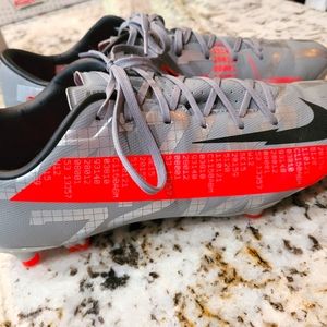 Men's Nike soccer cleat